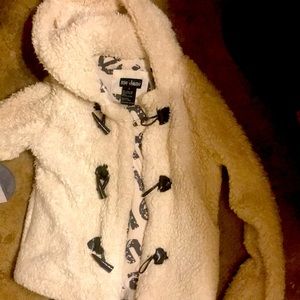 Me Jane coat in white small